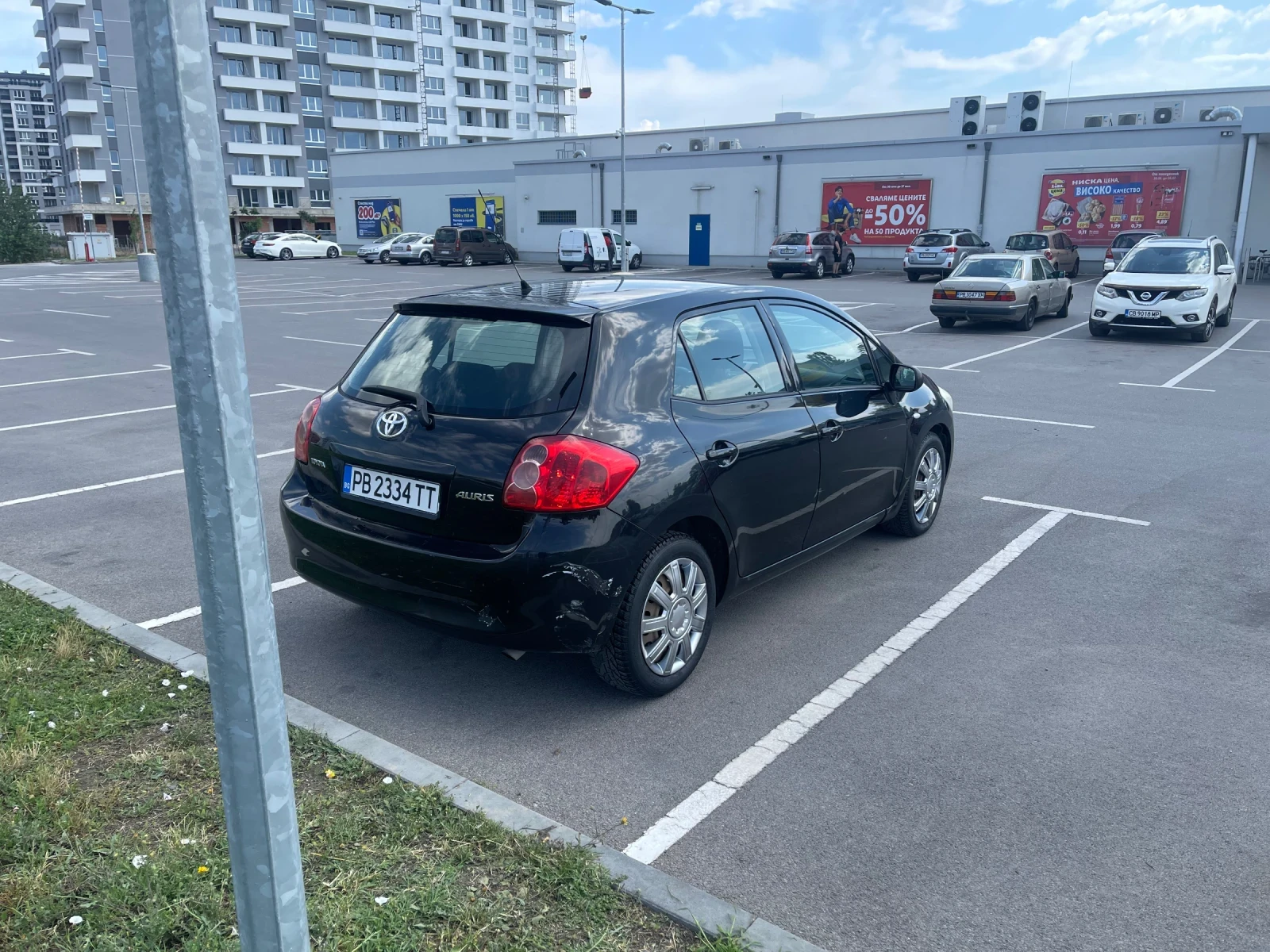Toyota Auris 1.6i ГАЗ КЛИМА 4ВРАТИ РЕГИСТР И ОБСЛУЖЕН НОВИ ГУМИ - изображение 4