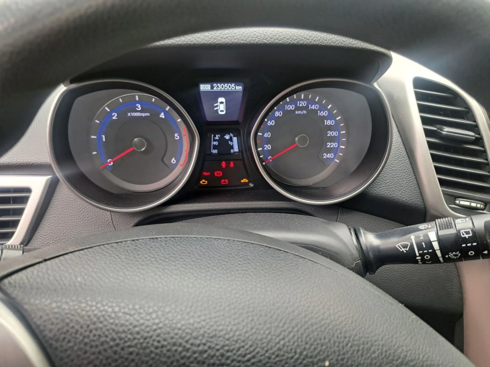 Hyundai I30, снимка 14 - Автомобили и джипове - 52659482