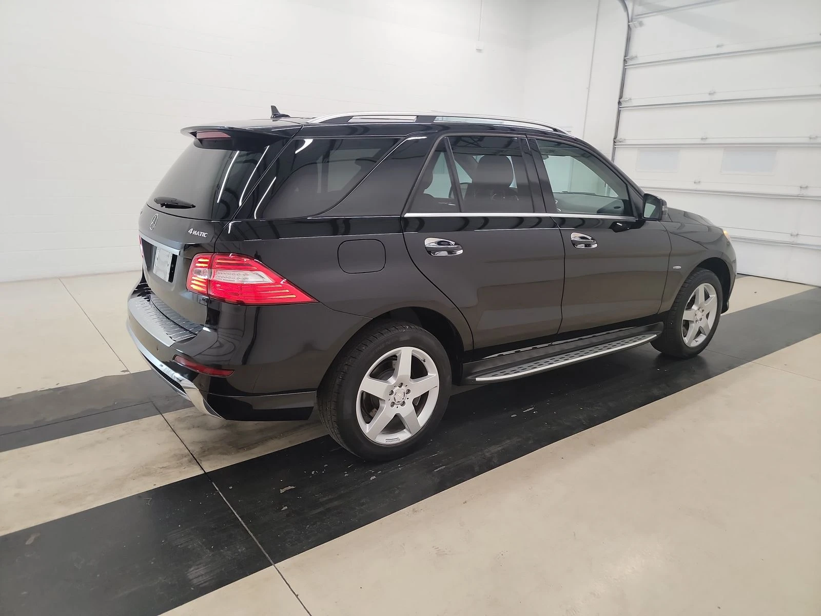 Mercedes-Benz ML 550 4MATIC/KEYLESS/KAMEPA/ПОДГРЕВ/ПАМЕТ - изображение 6