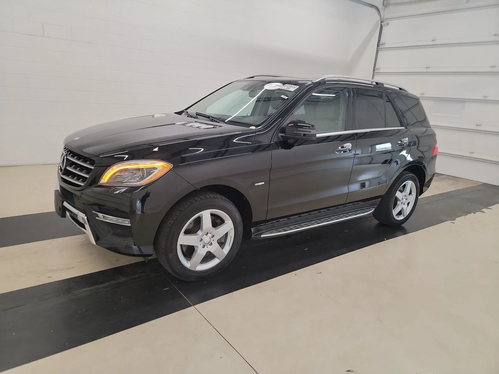 Mercedes-Benz ML 550 4MATIC/KEYLESS/KAMEPA/ПОДГРЕВ/ПАМЕТ - изображение 3