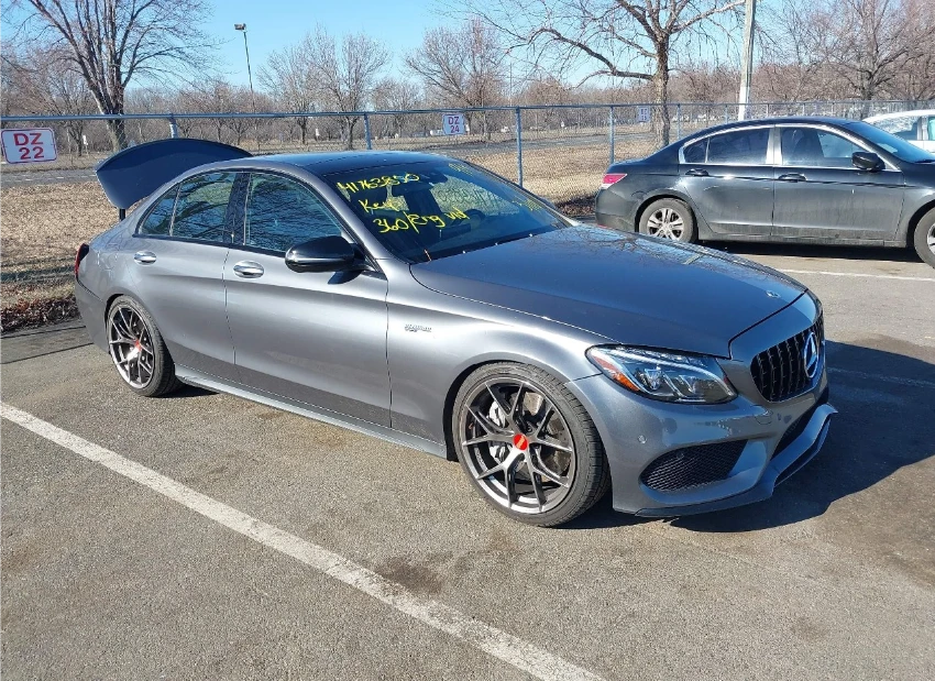 Mercedes-Benz C 43 AMG Подгрев* BURSMESTER* Keyless* 9G-TRONIC* Пано*  - изображение 6
