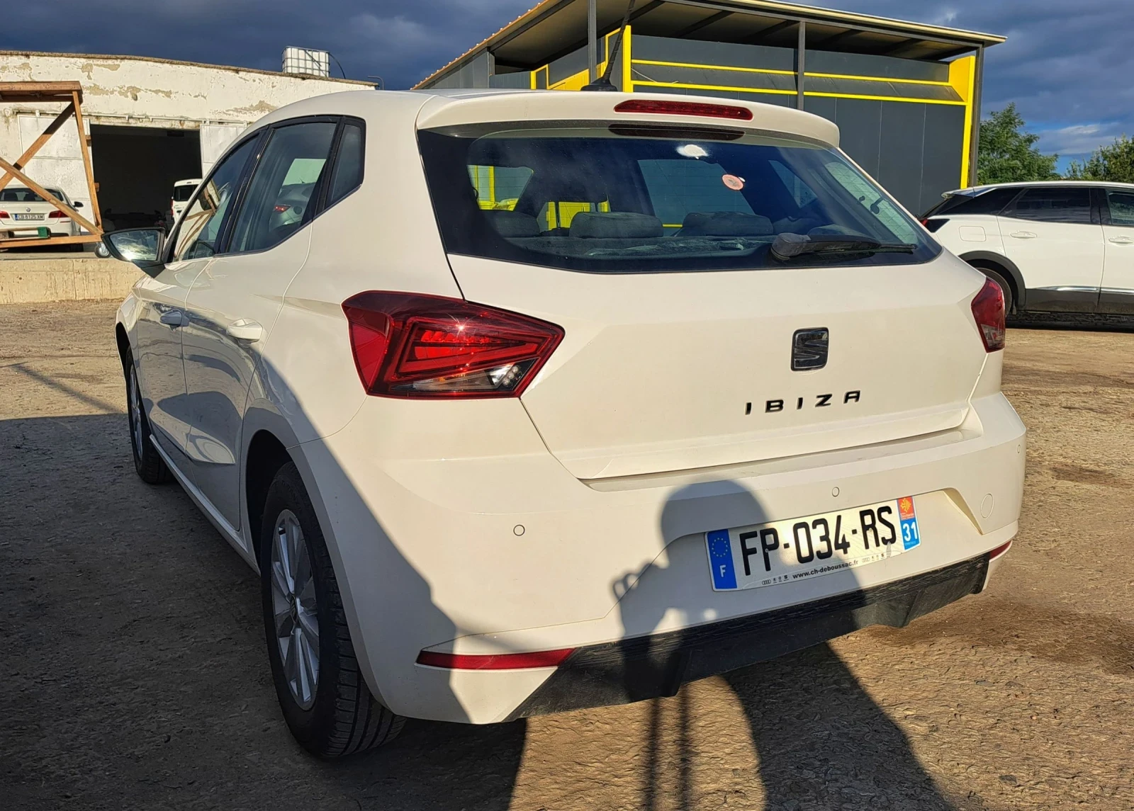 Seat Ibiza 1.6 TDI  - изображение 4