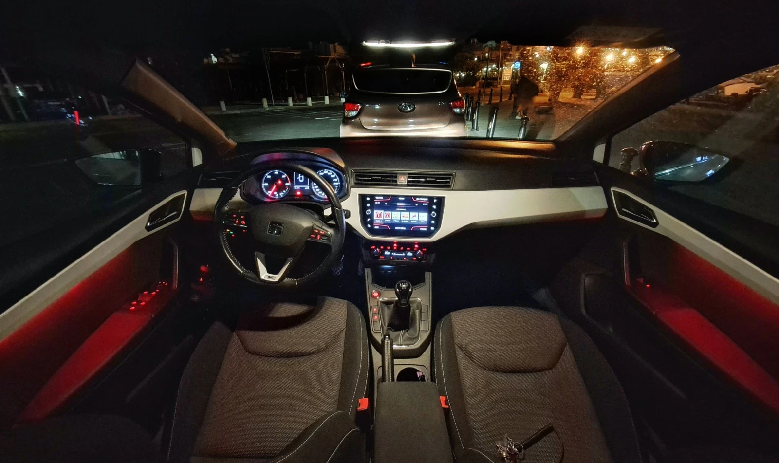 Seat Ibiza 1.6 TDI  - изображение 10