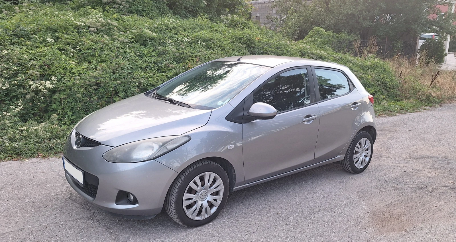 Mazda 2  - изображение 2