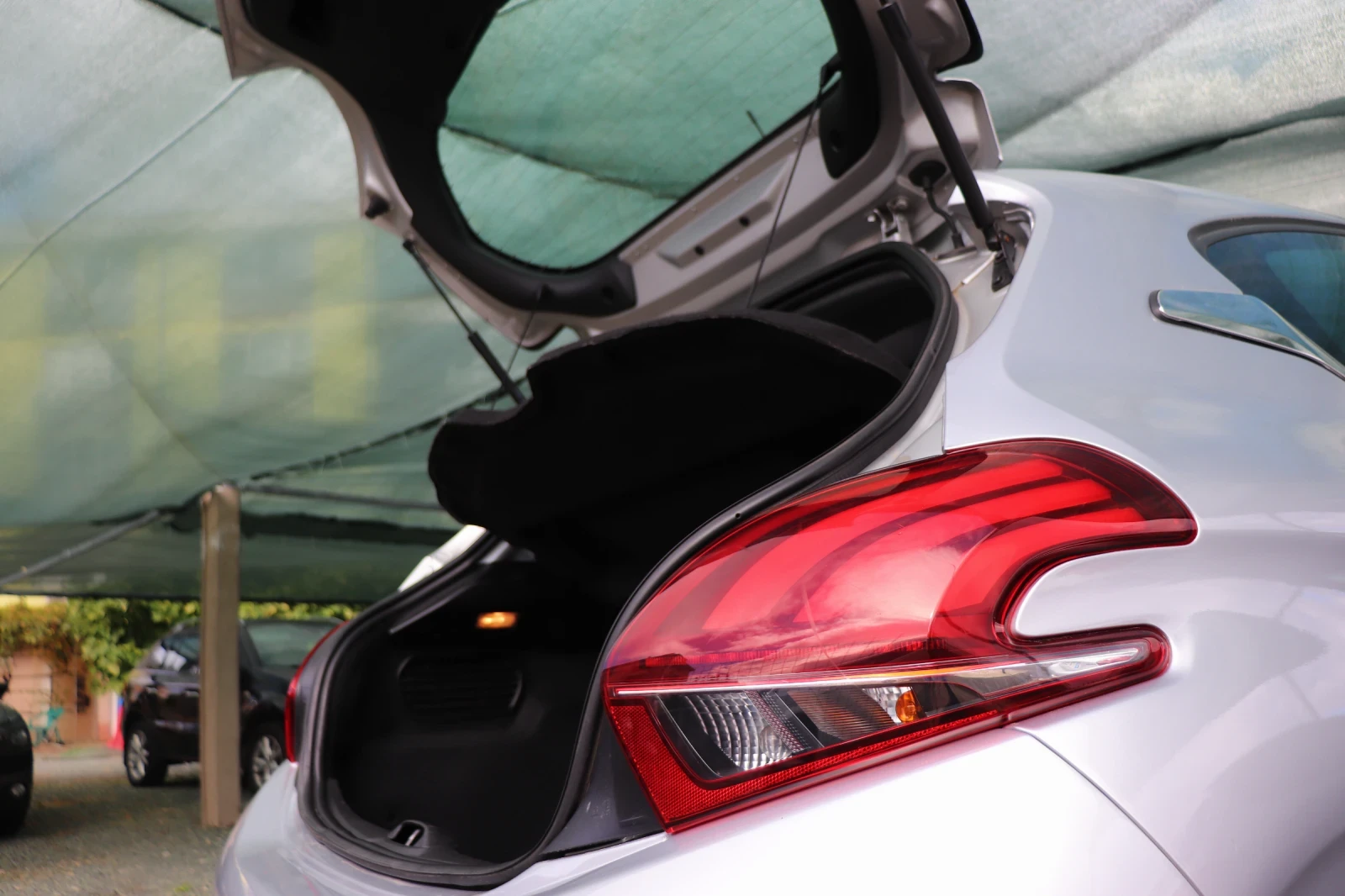 Peugeot 208 | Mobile.bg   5