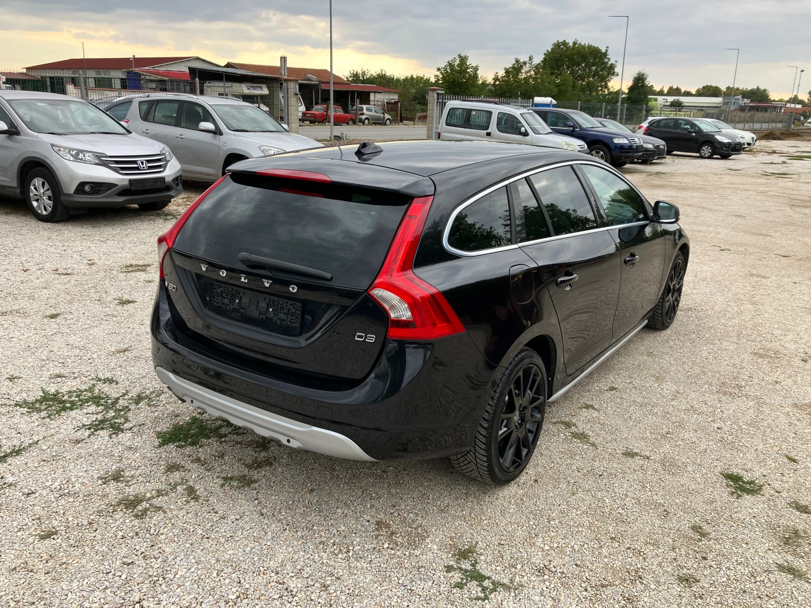 Volvo V60 2.0 D - изображение 7