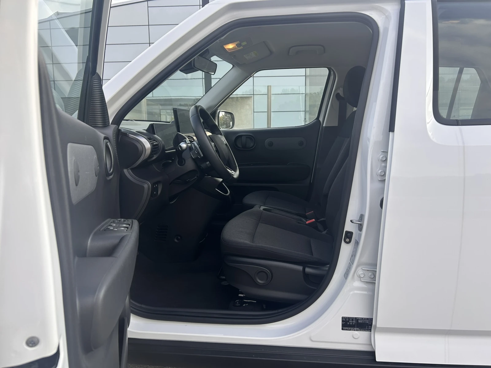Hyundai Inster BUSINESS 49kWh - изображение 7