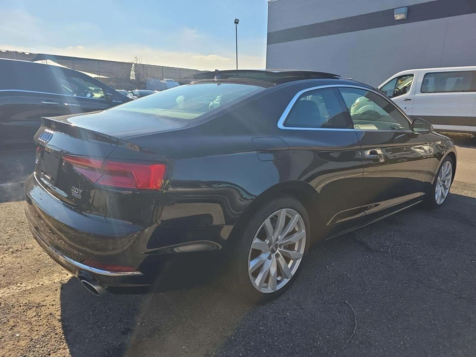 Audi A5 PREMIUM PLUS - изображение 5