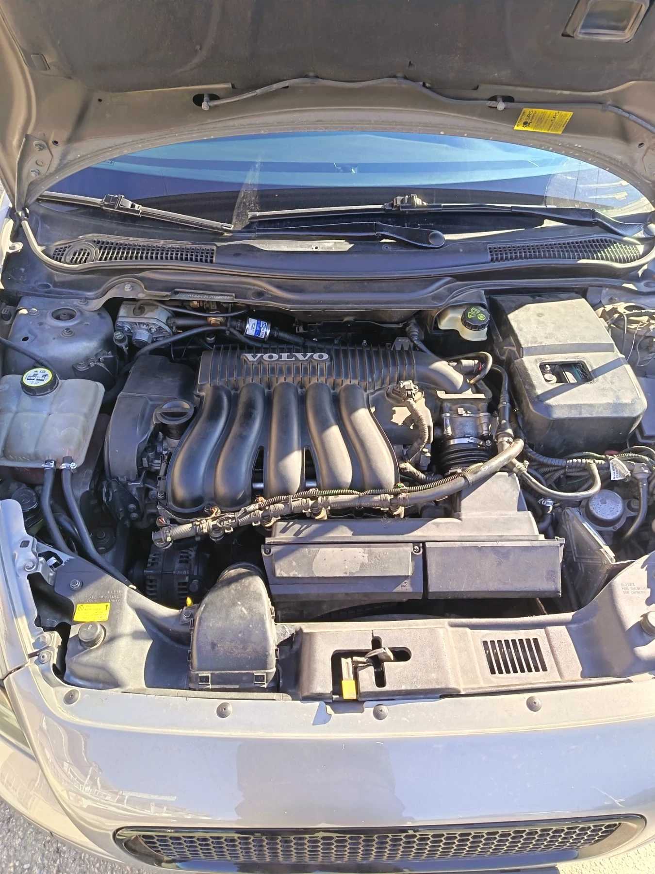 Volvo S40 2.4i - изображение 5