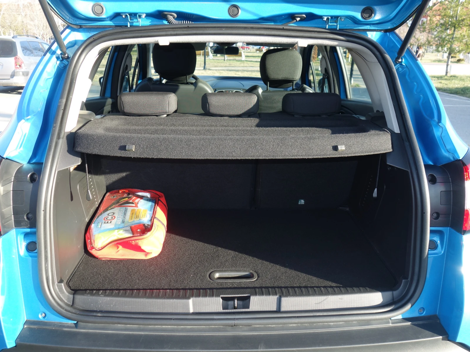 Renault Captur 1.2 TCe, снимка 7 - Автомобили и джипове - 53843907