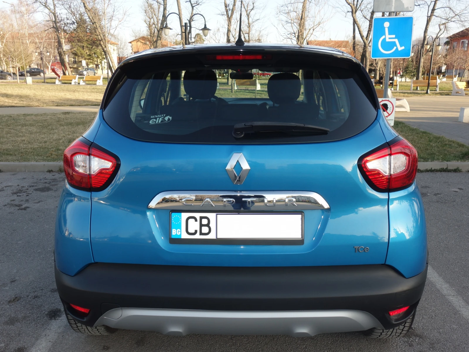 Renault Captur 1.2 TCe, снимка 6 - Автомобили и джипове - 53843907
