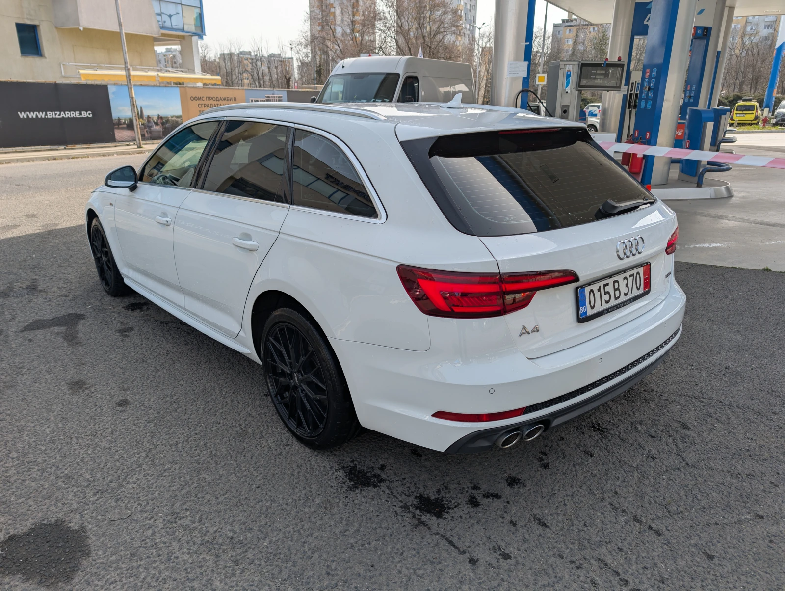 Audi A4 3.0TDI Quattro/S-line/Matrix/Virtual Cockpit, снимка 6 - Автомобили и джипове - 53961632