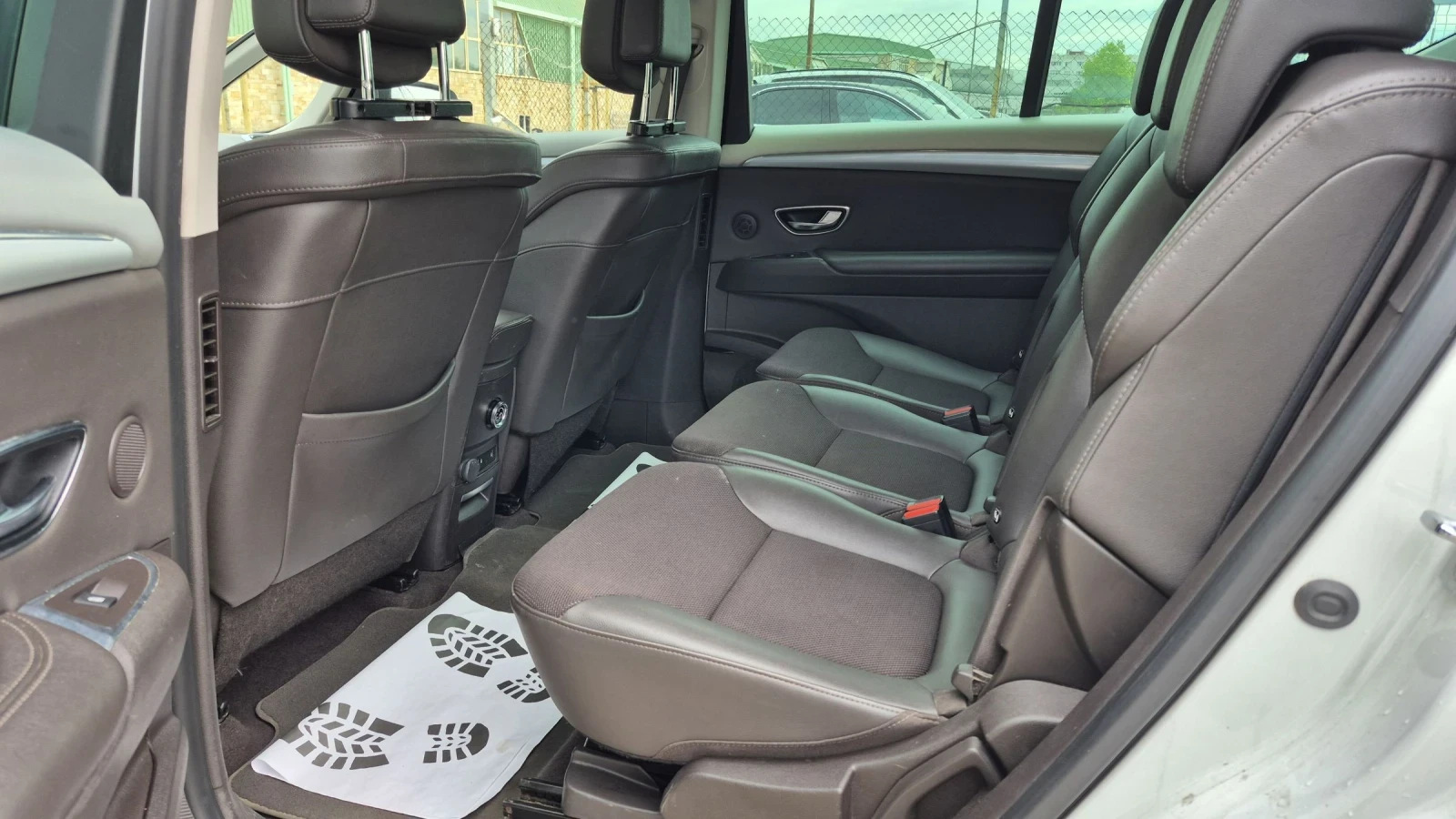 Renault Espace 1.6i * Автомат * Обслужен * Перфектен* БАРТЕР, снимка 8 - Автомобили и джипове - 54448718
