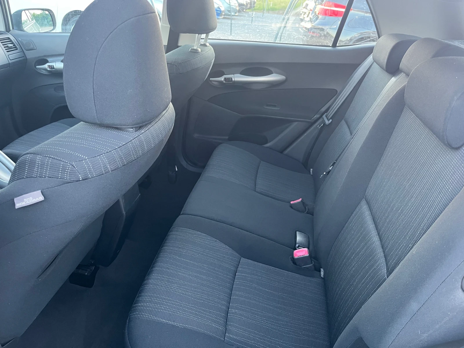 Toyota Auris 1.4 d4d 90 k | Mobile.bg � ����������� 10