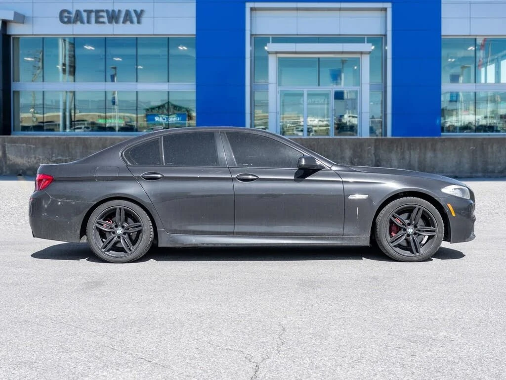 BMW 535 XDRIVE / ПОДГРЕВИ / ПАНОРАМА / ОТ ПРЕДСТАВИТЕЛСТВО, снимка 3 - Автомобили и джипове - 55017182