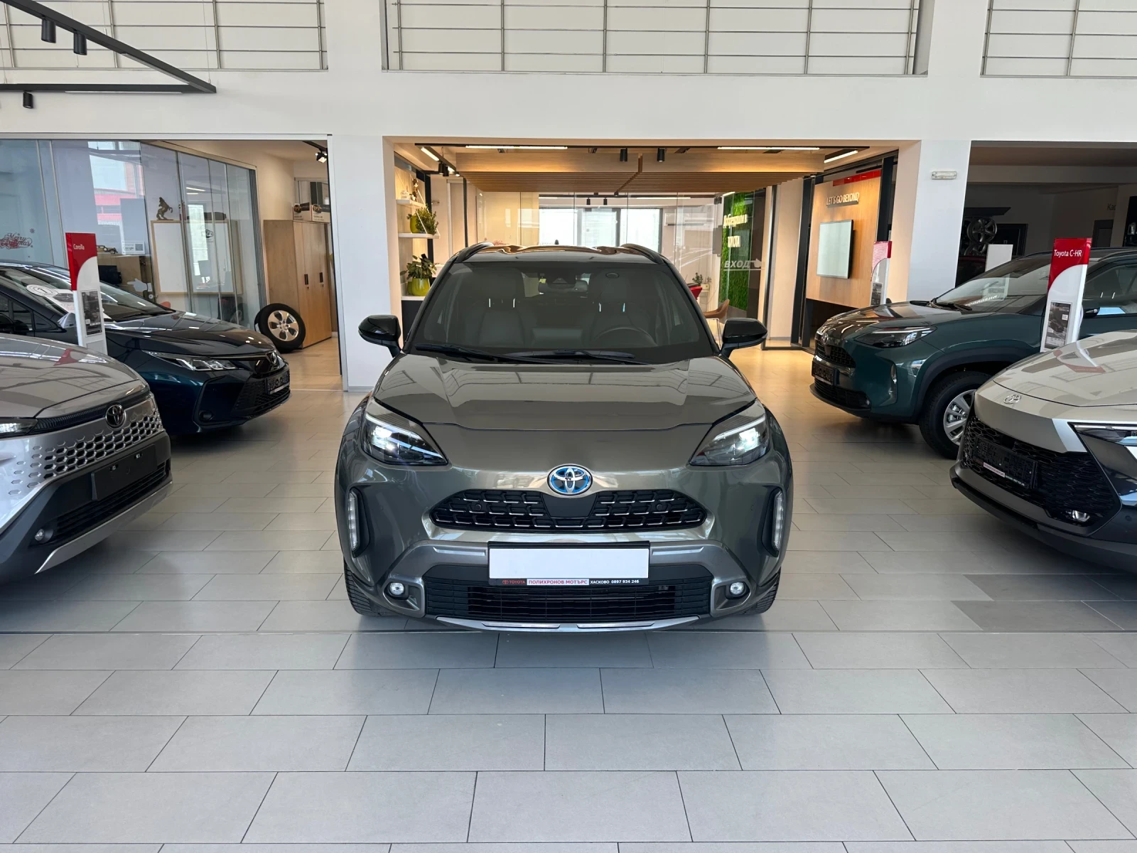 Toyota Yaris Cross Adventure* AWD