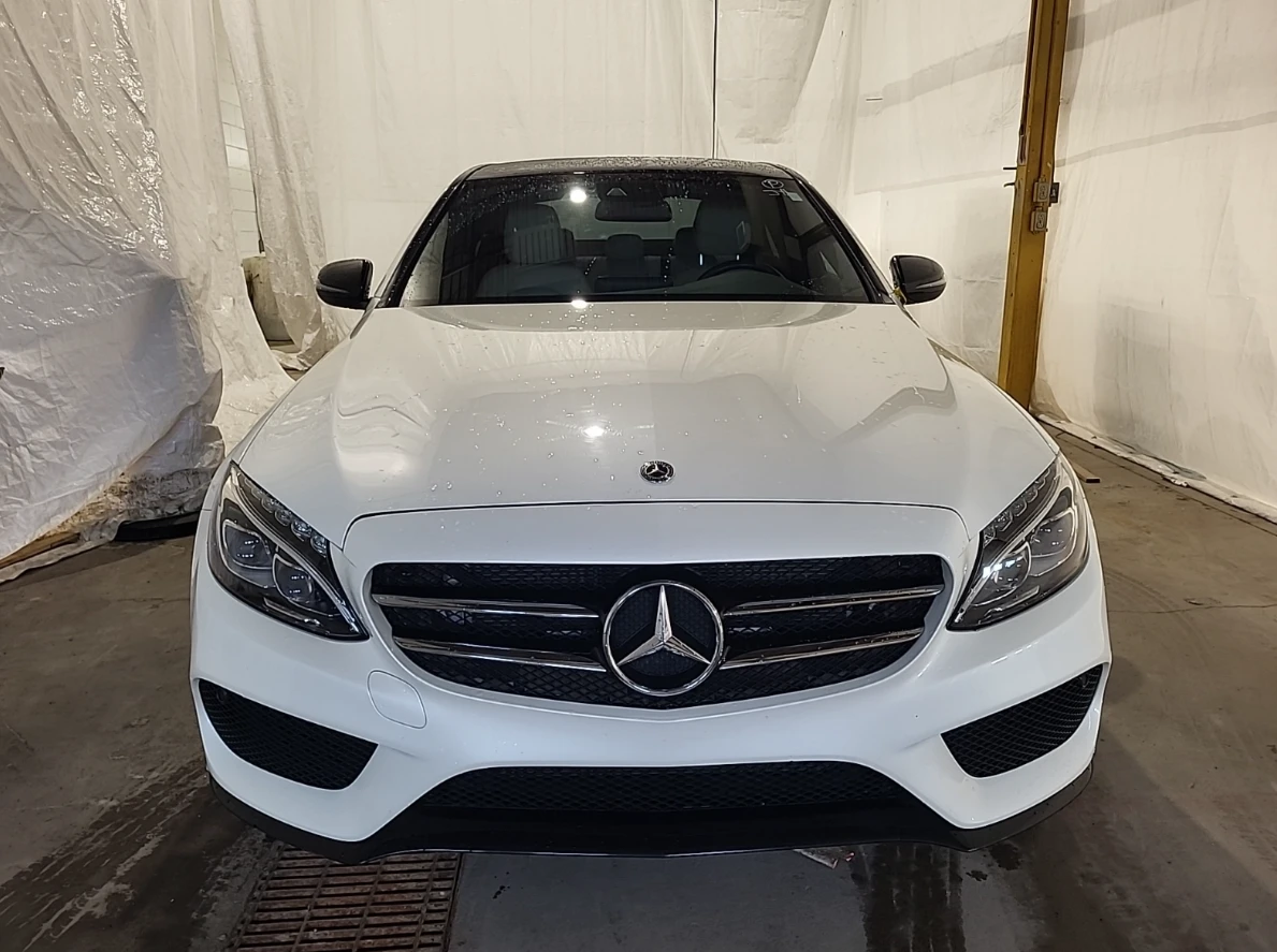 Mercedes-Benz C 300 64к км* 4matic* Amg Wheels* м.Точки* Камера* БЕЗ Щ, снимка 2 - Автомобили и джипове - 55152915