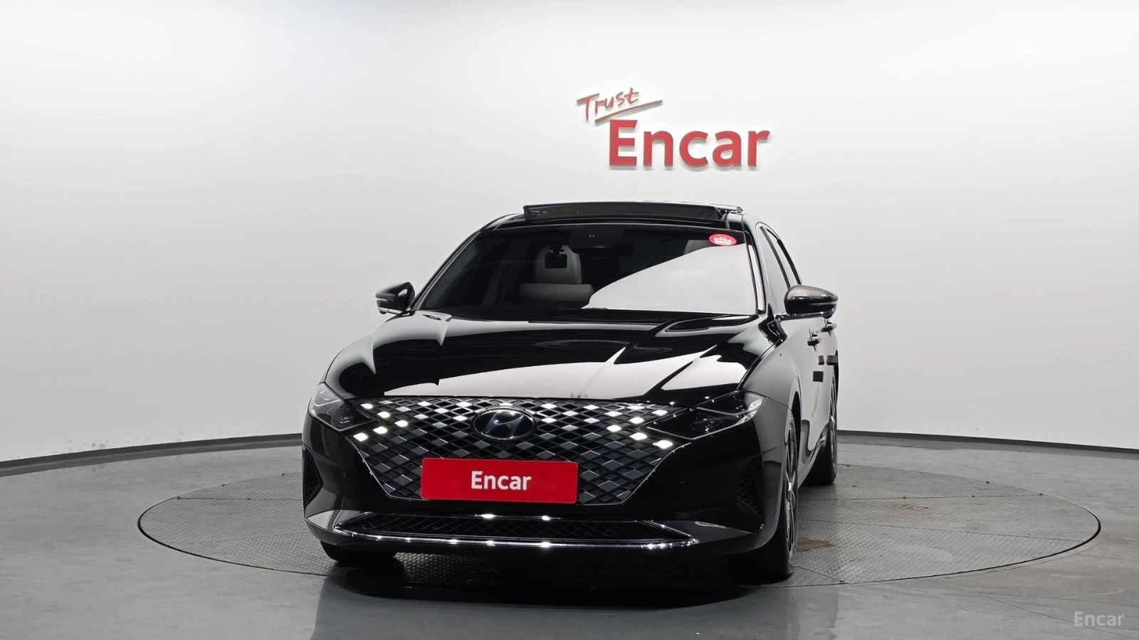 Hyundai Grandeur IG 2.5 LeBlanc* HUD* 360* ПАНО* НАВИ* ОБДУХВ, снимка 3 - Автомобили и джипове - 55558987