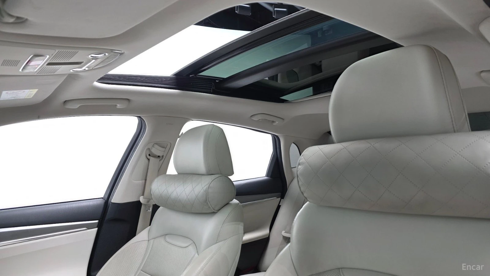 Hyundai Grandeur IG 2.5 LeBlanc* HUD* 360* ПАНО* НАВИ* ОБДУХВ, снимка 16 - Автомобили и джипове - 55558987