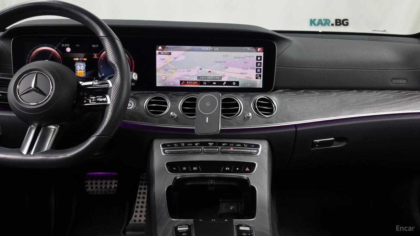 Mercedes-Benz E 350 4MATIC* AMG-LINE* BURMESTER* DISTRONIC* 360* ПОДГР, снимка 8 - Автомобили и джипове - 55988304