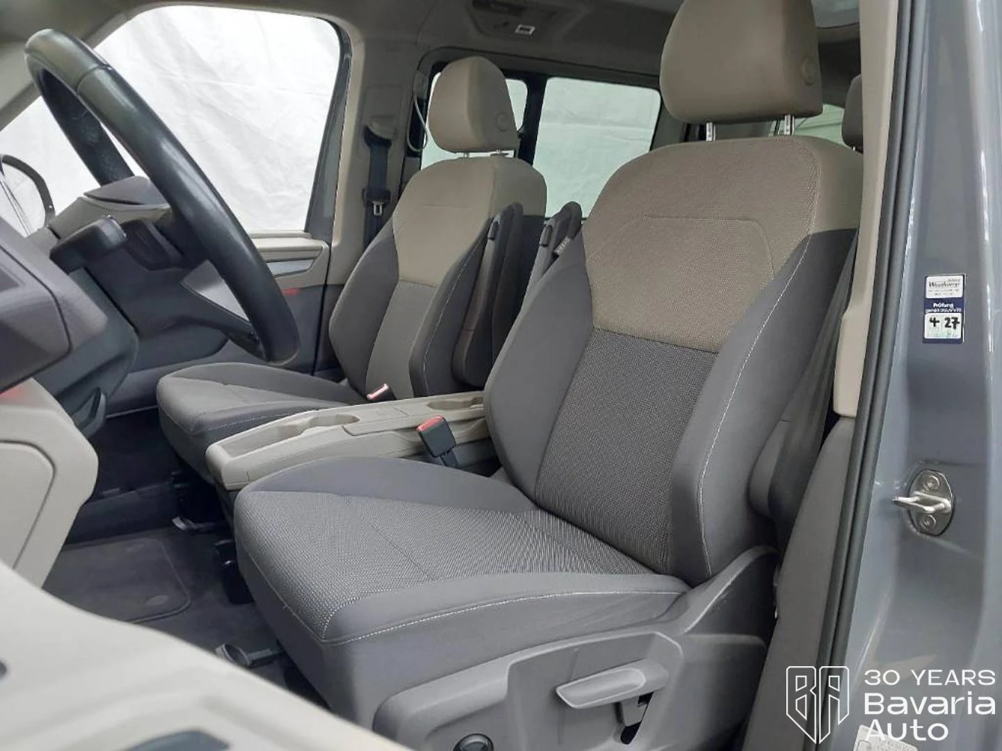 VW Multivan lang Edition DSG Easy Open Basic, снимка 6 - Автомобили и джипове - 56333249