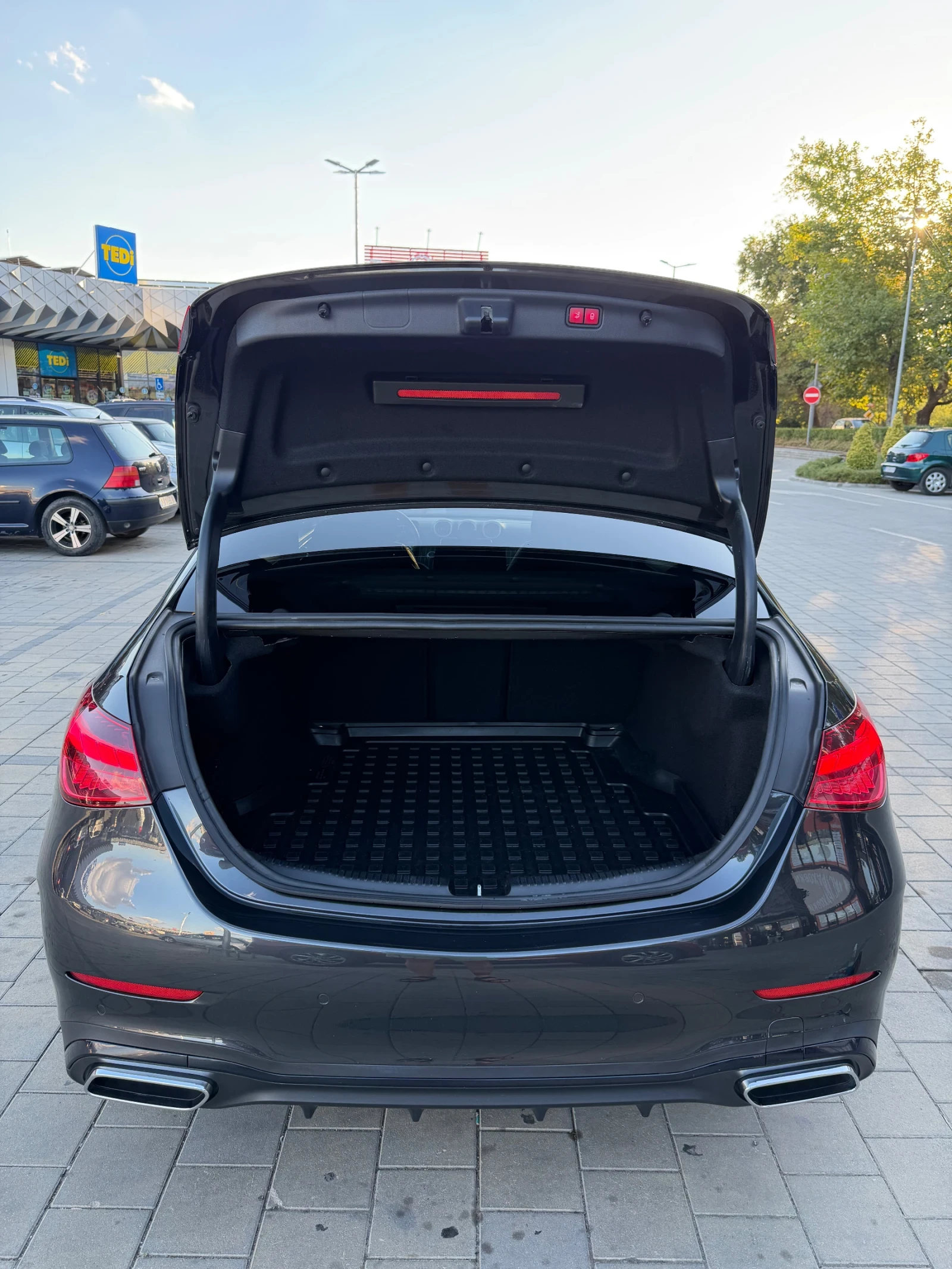 Mercedes-Benz C 300 AMG Line, 360 Kamera, NightPaket, Dig.Light, Keyle | Mobile.bg � ����������� 6