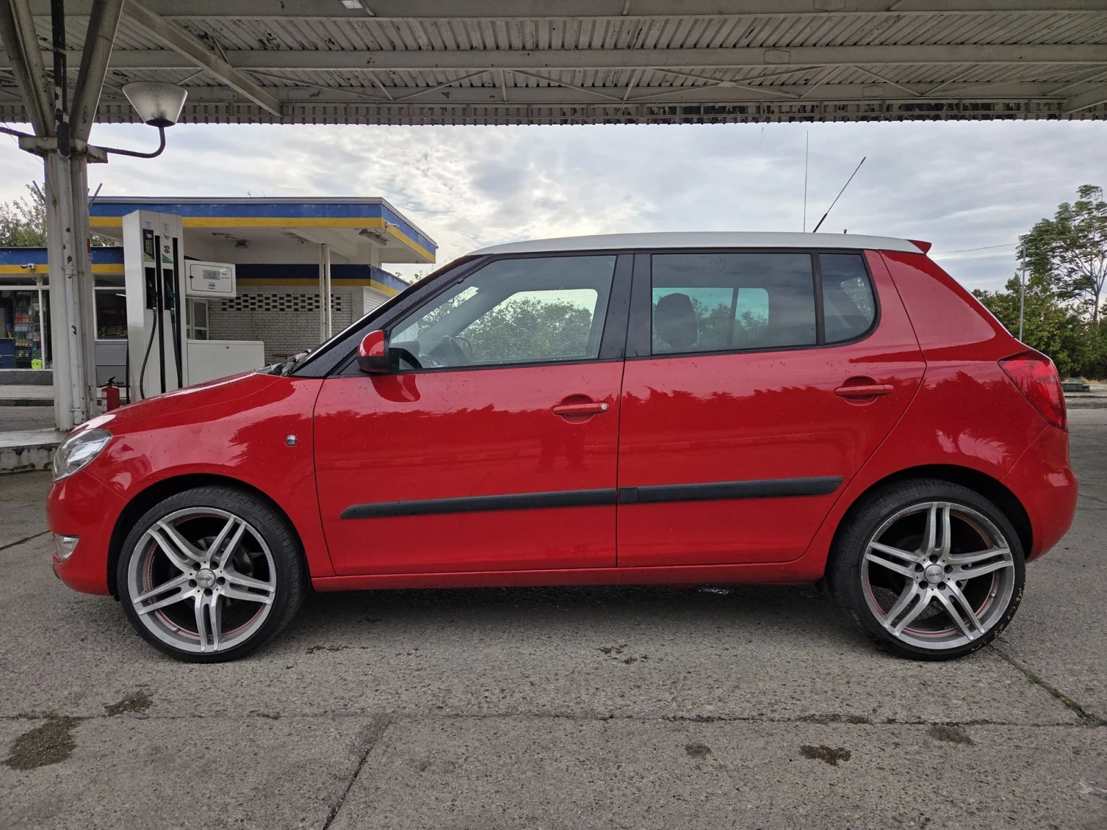 Skoda Fabia 1, 4 бензин 80 к.с реални км!!!