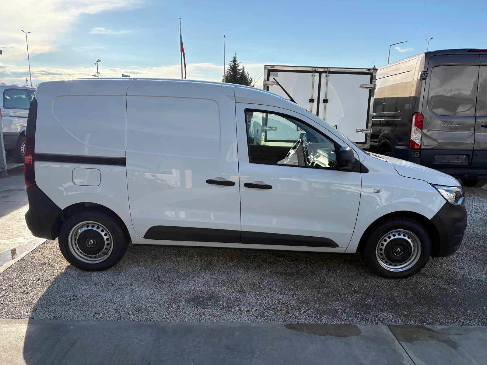 Renault Express 1.3i-Klima-Euro6 | Mobile.bg � ����������� 4