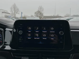 VW T-Roc R* 4M* DSG* PANO* DISTR* KEYLESS* CARPLAY* LED* , снимка 9