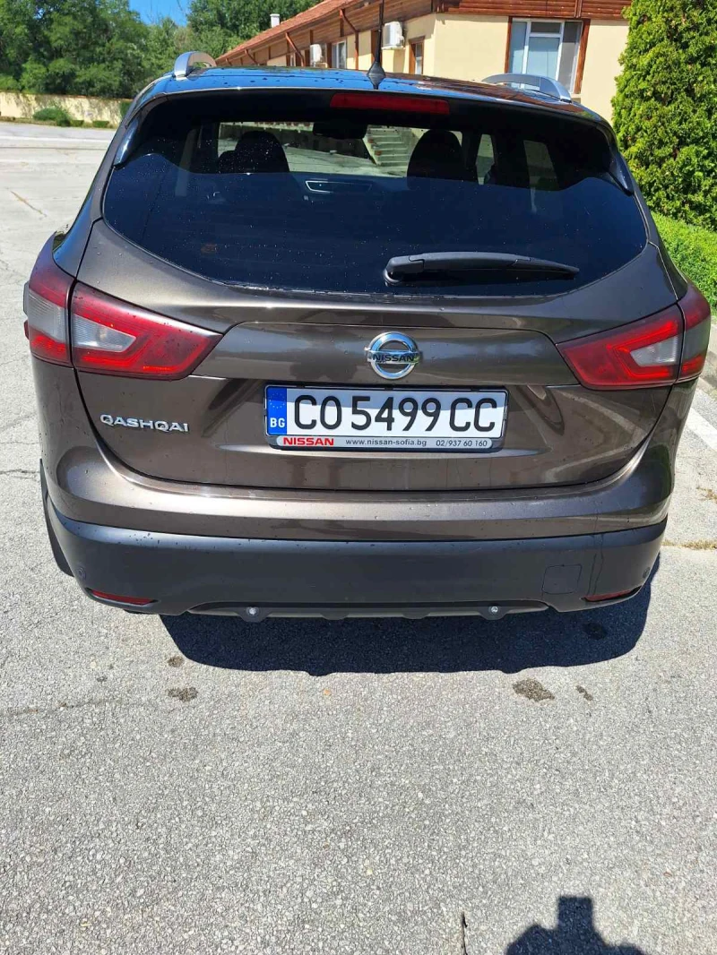 Nissan Qashqai 1.6 Всички екстри!!!, снимка 6 - Автомобили и джипове - 47346779