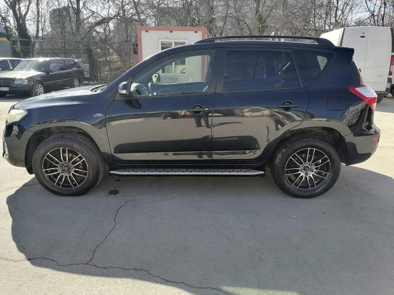 Toyota Rav4, снимка 3 - Автомобили и джипове - 49435178