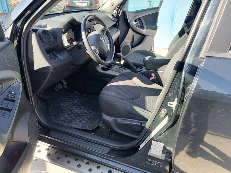 Toyota Rav4, снимка 7 - Автомобили и джипове - 49435178