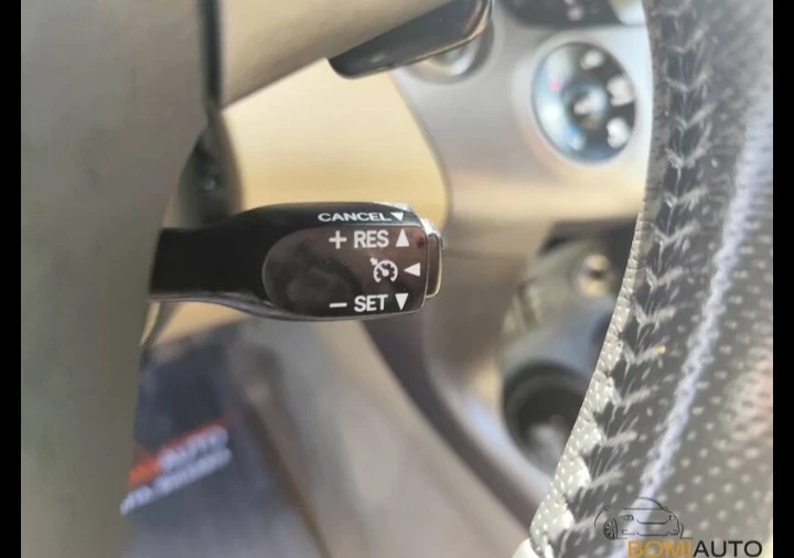 Toyota Rav4  - изображение 9