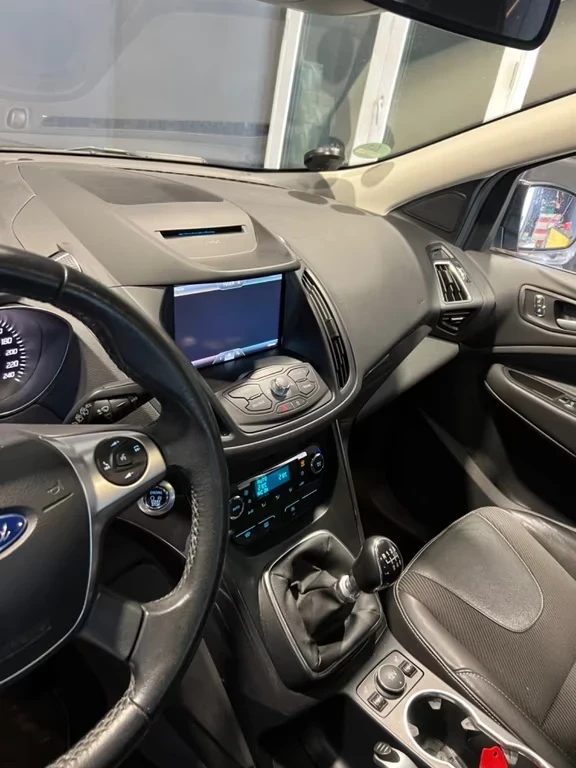 Ford Kuga 1.5 benzin 150кс Titanium - изображение 8