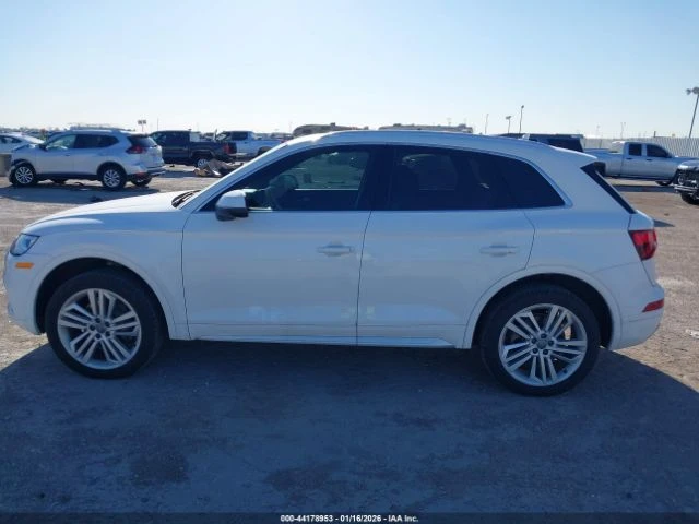 Audi Q5 ПОДГРЕВ* КАМЕРА* КЕЙЛЕС* LANE* ASSIST, снимка 13 - Автомобили и джипове - 53514872