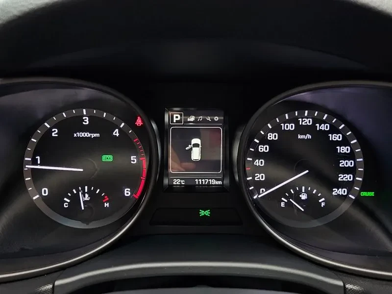 Hyundai Santa fe 2.0 2WD PREMIUM, снимка 8 - Автомобили и джипове - 56354260