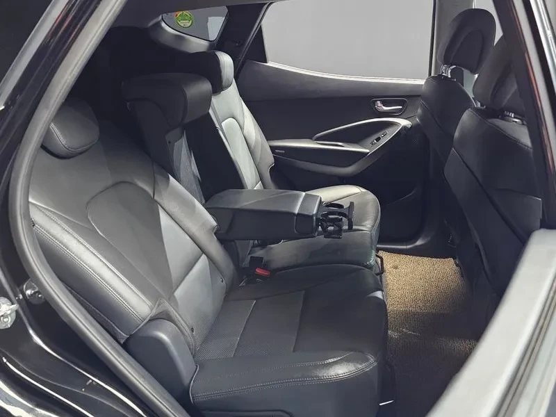 Hyundai Santa fe 2.0 2WD PREMIUM, снимка 11 - Автомобили и джипове - 56354260