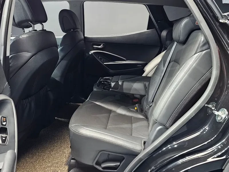 Hyundai Santa fe 2.0 2WD PREMIUM, снимка 12 - Автомобили и джипове - 56354260