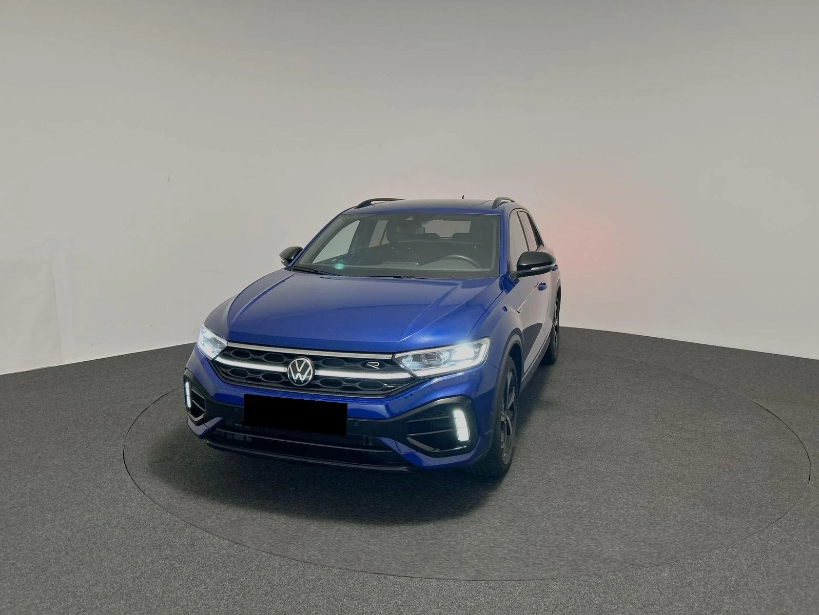 VW T-Roc R* 4M* DSG* PANO* DISTR* KEYLESS* CARPLAY* LED* , снимка 1