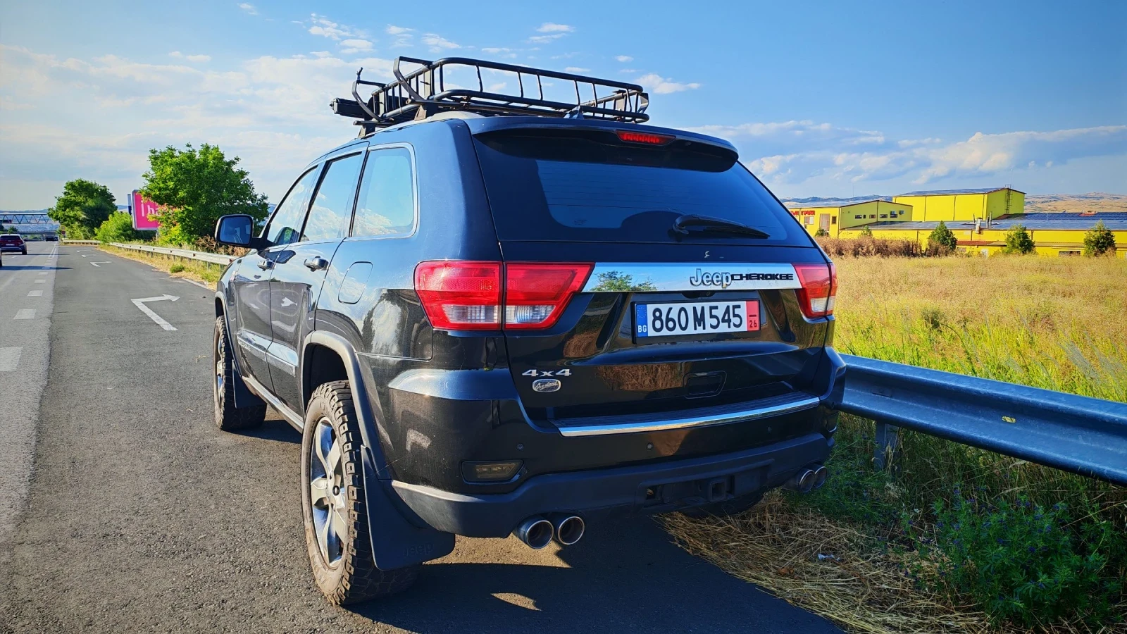 Jeep Grand cherokee OverLand 3.6, снимка 2 - Автомобили и джипове - 54779670