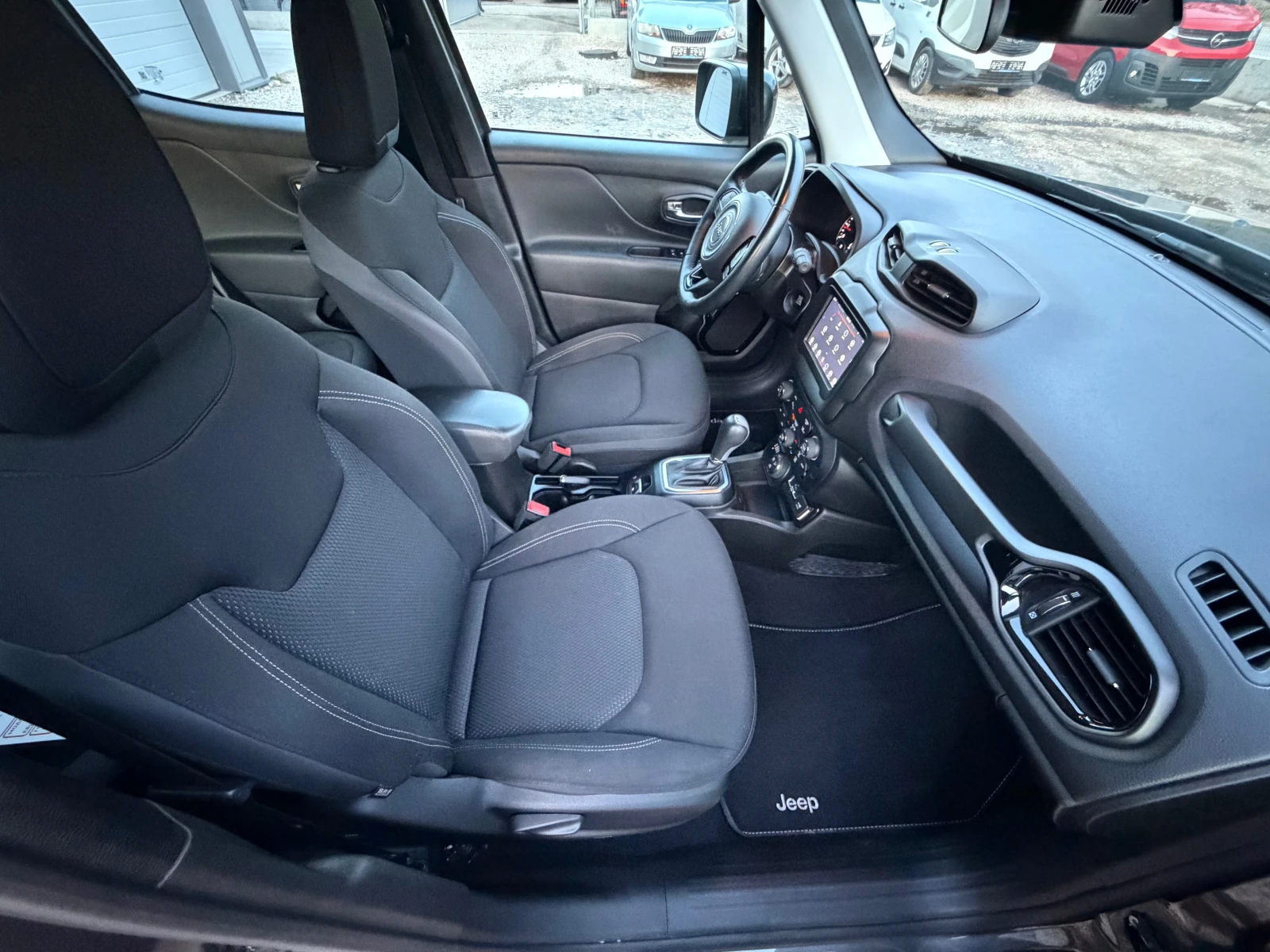 Jeep Renegade 2.0DIESEL* FACE* AVTOMAT* 4X4* FULL | Mobile.bg � ����������� 12