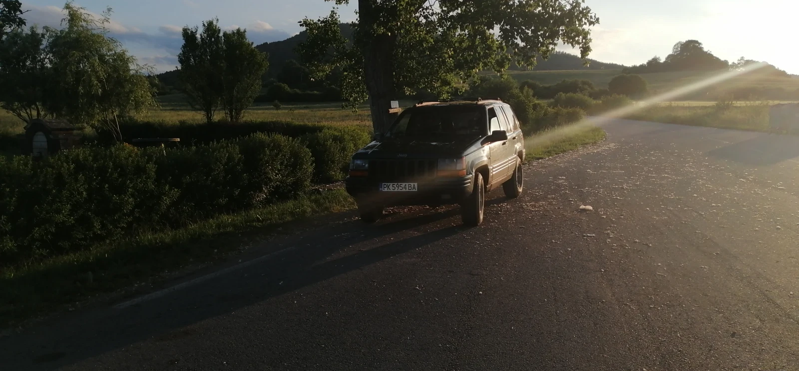 Jeep Grand cherokee, снимка 2 - Автомобили и джипове - 54462925