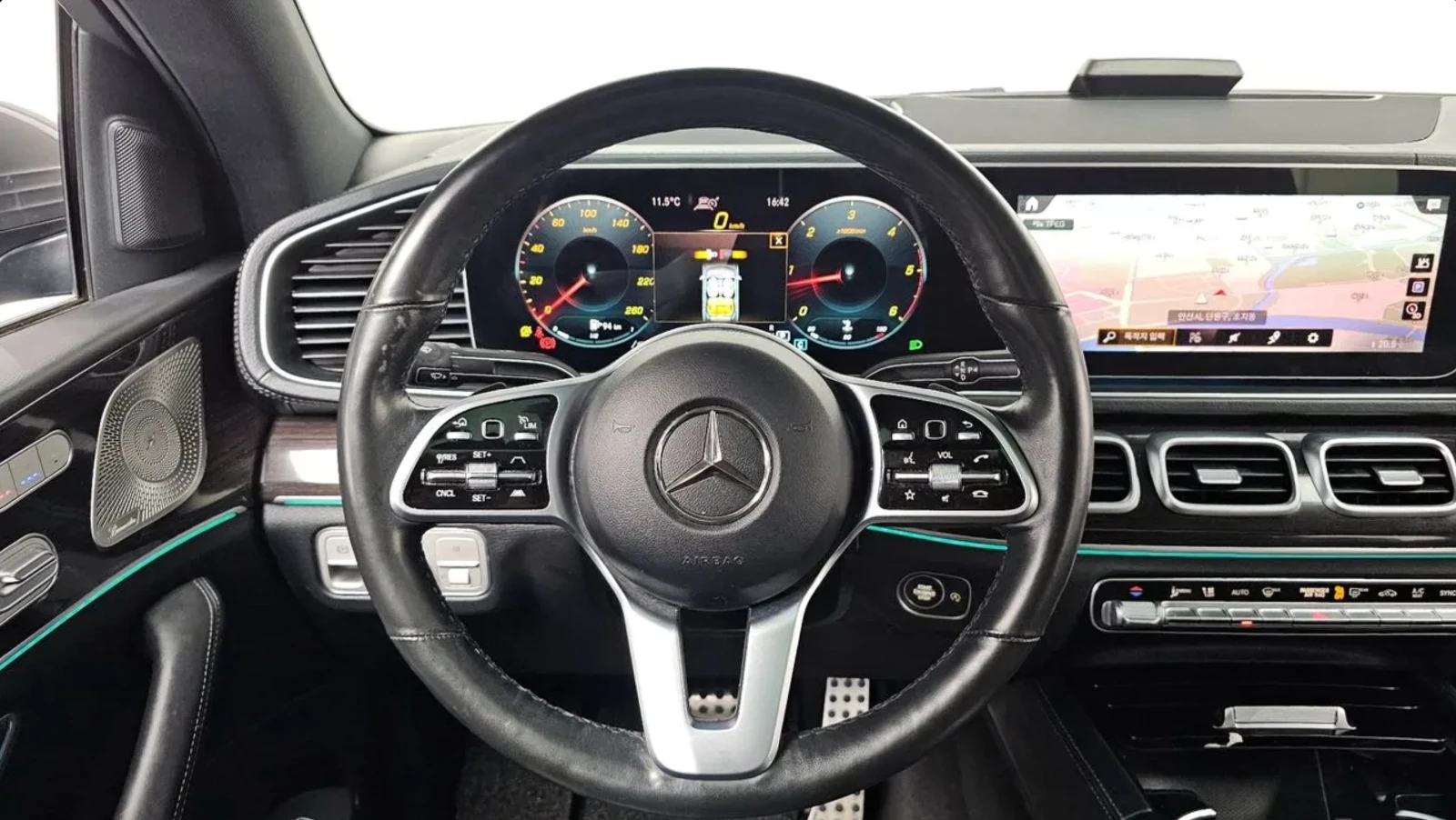 Mercedes-Benz GLE 400  , снимка 11 - Автомобили и джипове - 54510881