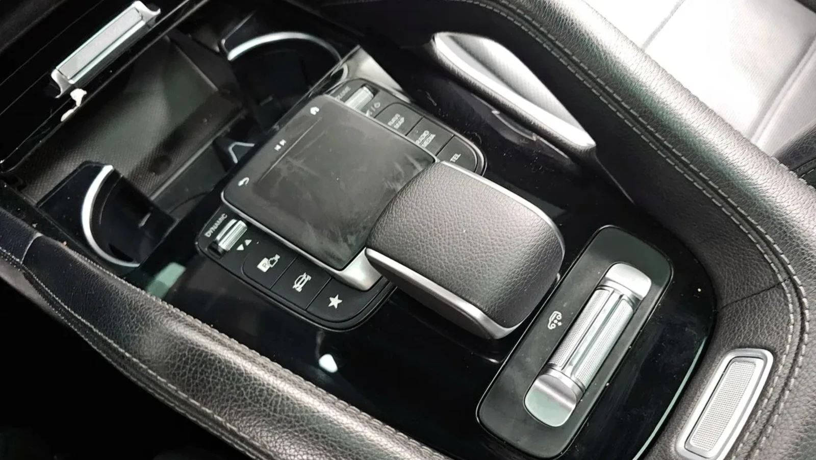 Mercedes-Benz GLE 400  , снимка 14 - Автомобили и джипове - 54510881