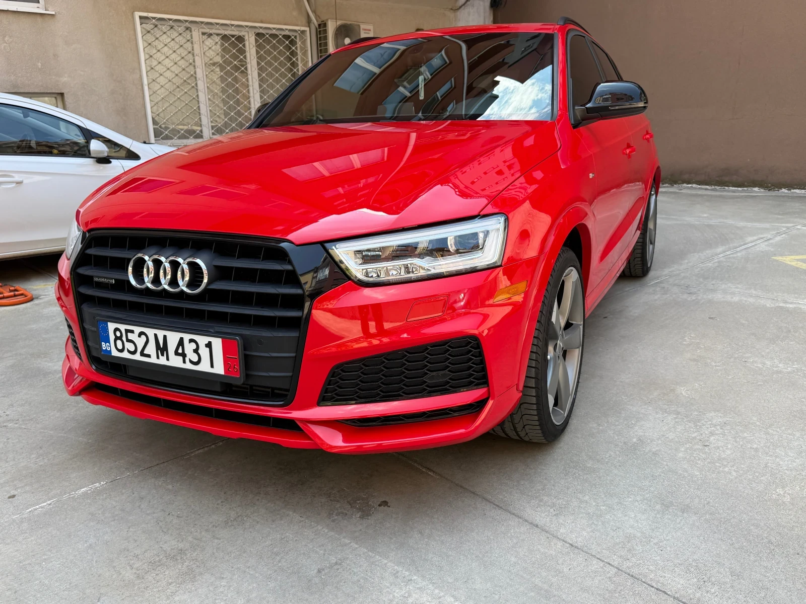 Audi Q3 S-Line Black Edition, снимка 3 - Автомобили и джипове - 54799734