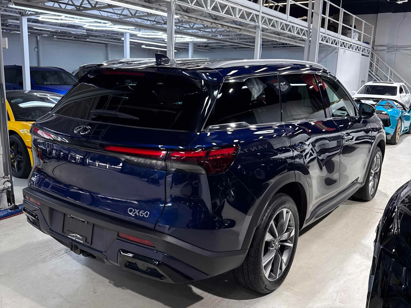 Infiniti QX60 * LUXE AWD * CARFAX * ЦЕНА ДО БГ, снимка 4 - Автомобили и джипове - 55971977