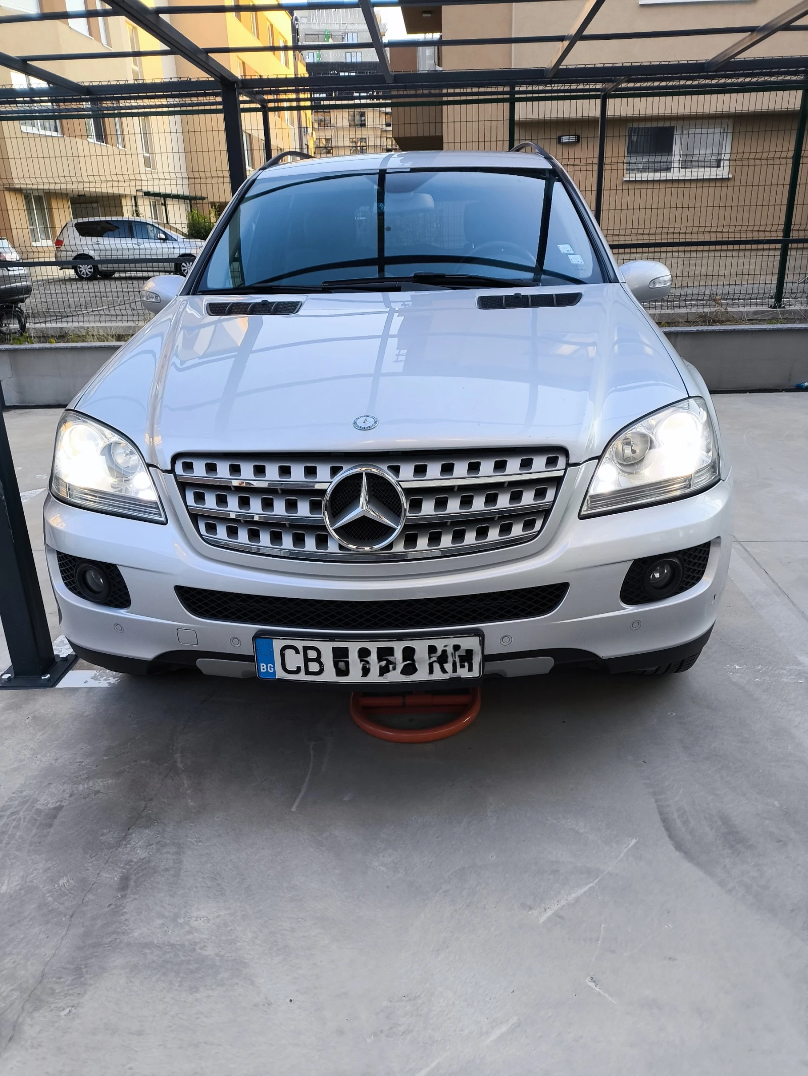 Mercedes-Benz ML 320