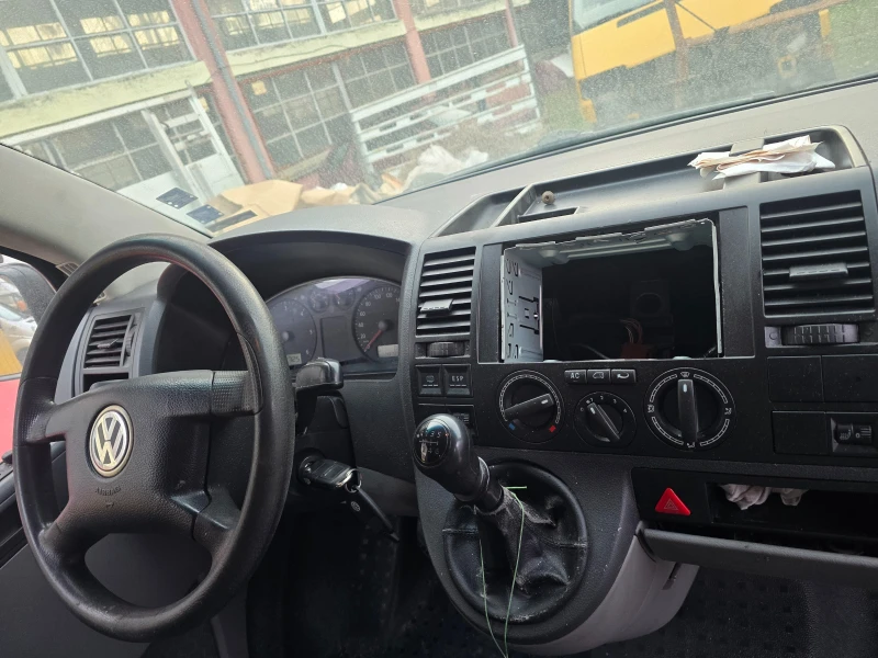 VW T5 CARAVELLE AXE, снимка 6 - Бусове и автобуси - 48897989