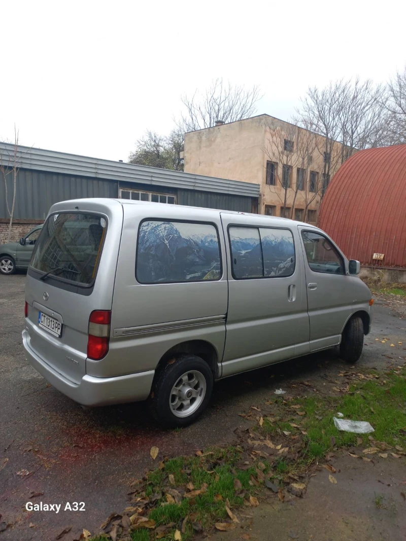 Toyota Hiace, снимка 3 - Бусове и автобуси - 53020604