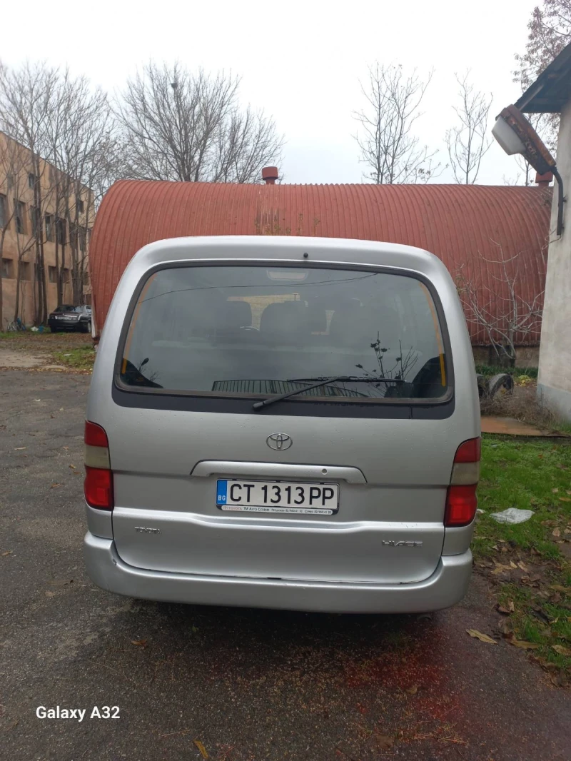 Toyota Hiace, снимка 4 - Бусове и автобуси - 53020604